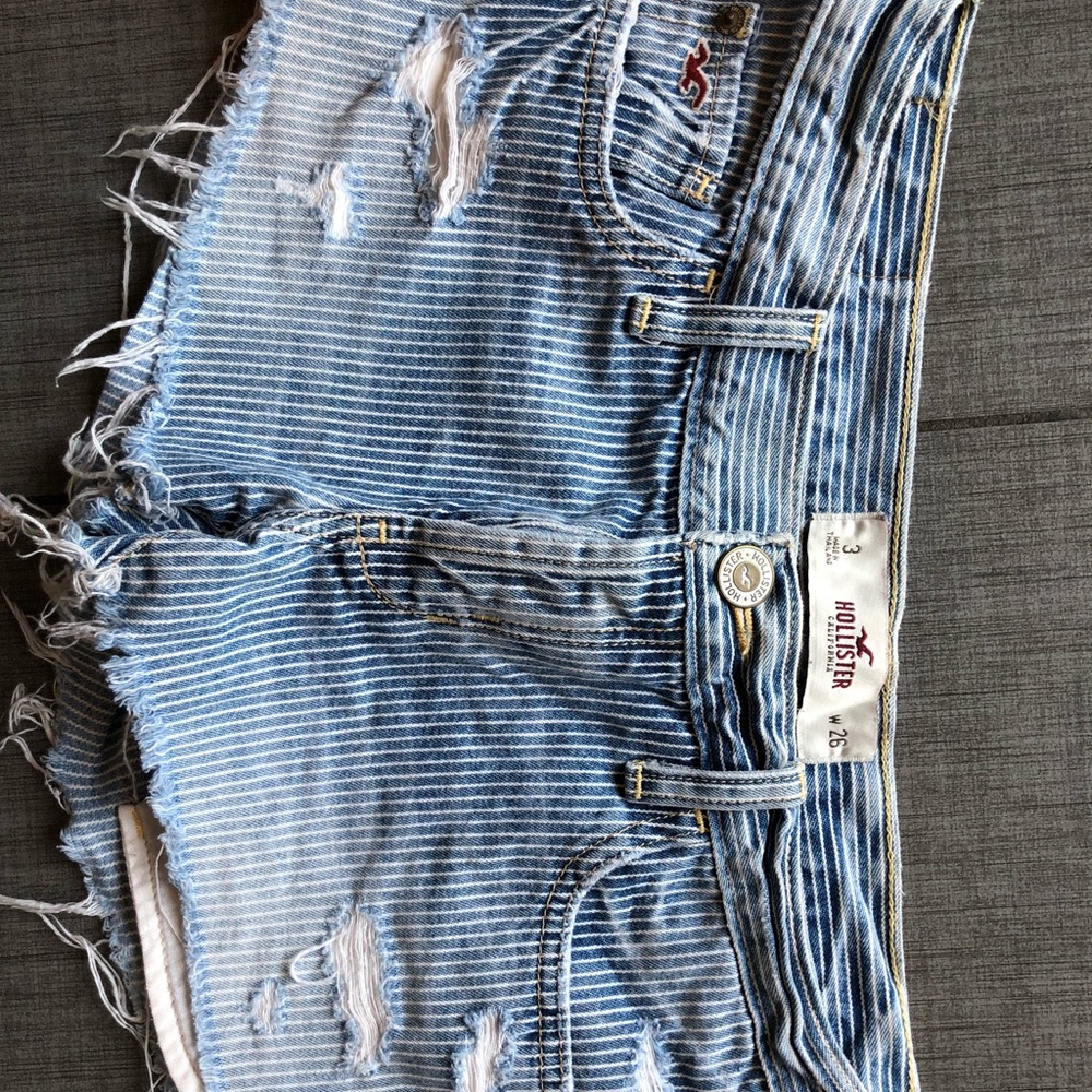 Hollister jean shorts, size 3.